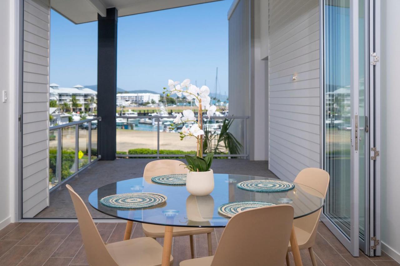 Hotel Harbour Cove à Airlie Beach Extérieur photo