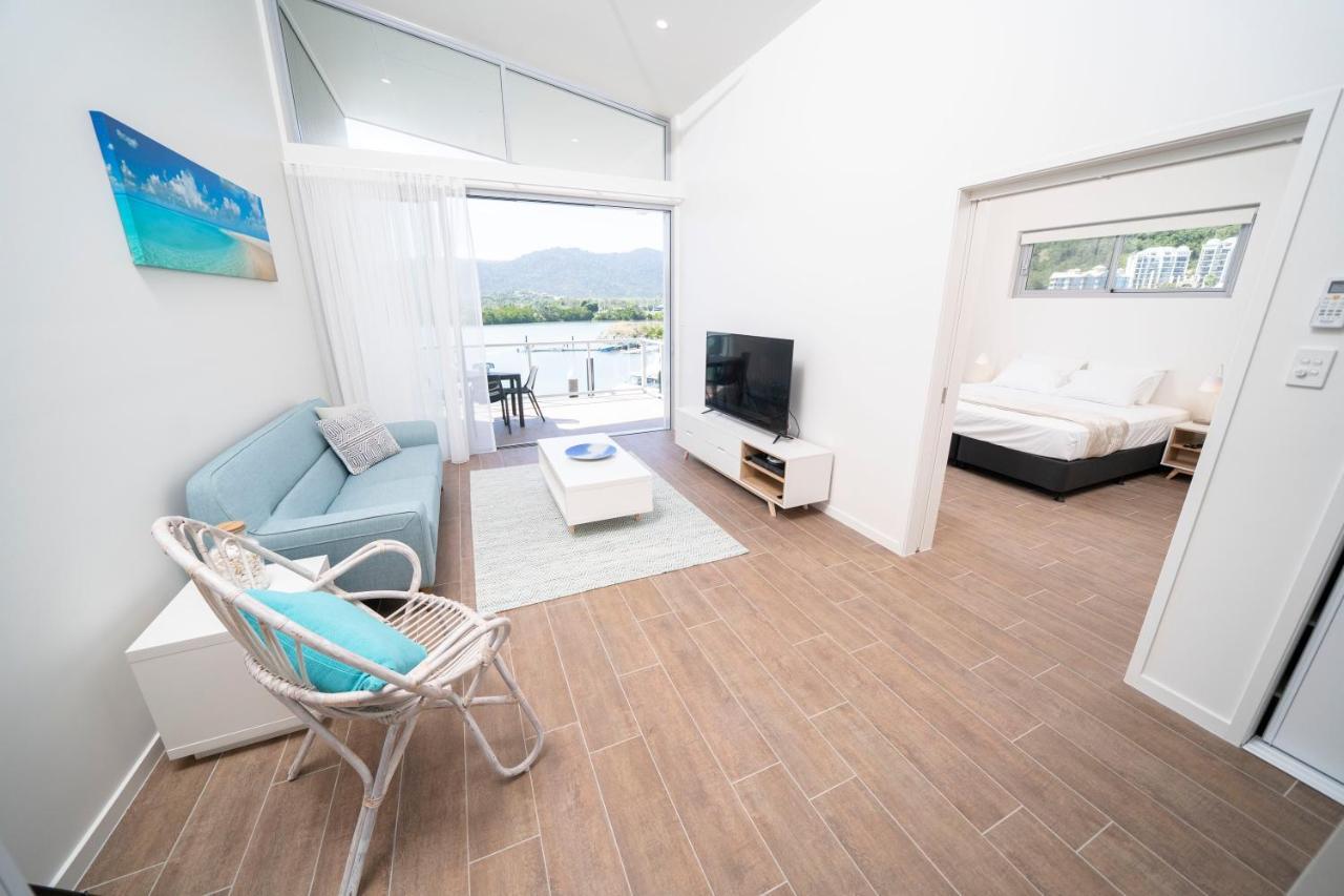 Hotel Harbour Cove à Airlie Beach Extérieur photo